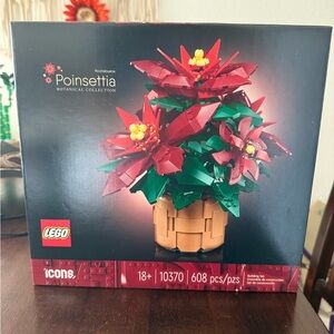 LEGO Icons Poinsettia Set with Red and Green